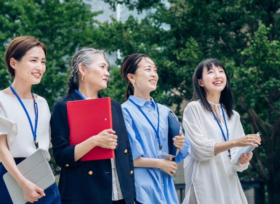 女性は男性よりも長生きといわれながら、男性よりも寝たきりとなる期間が約1.5倍も長いのです